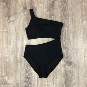 Yonique Black One Shoulder Cutout One Piece Swimsuit NWT Monokini